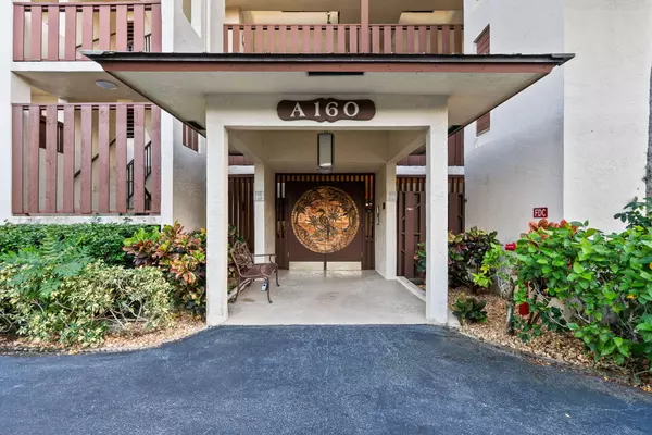 Stuart, FL 34996,160 SE Saint Lucie BLVD 402a