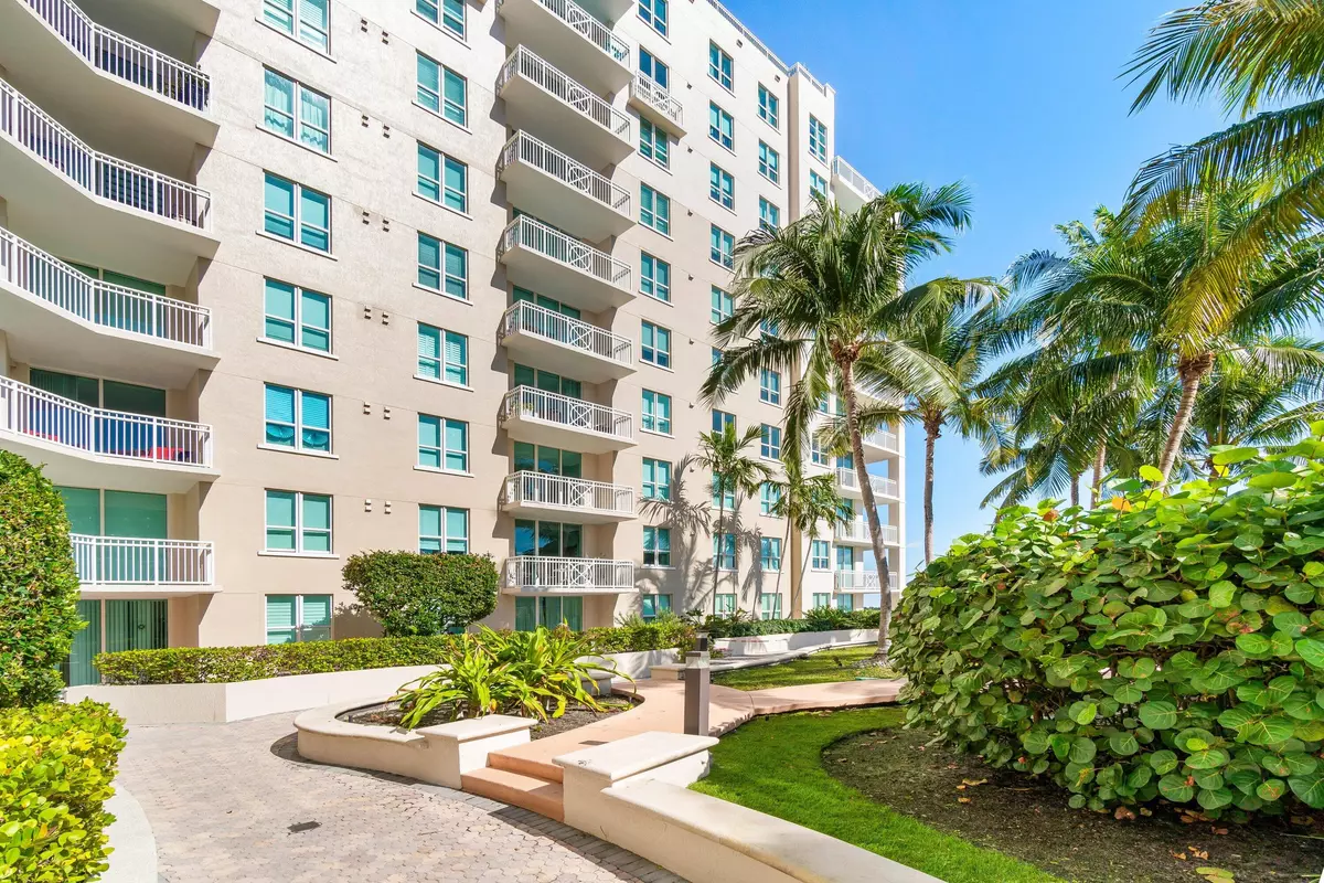 Boynton Beach, FL 33435,450 N Federal HWY 610