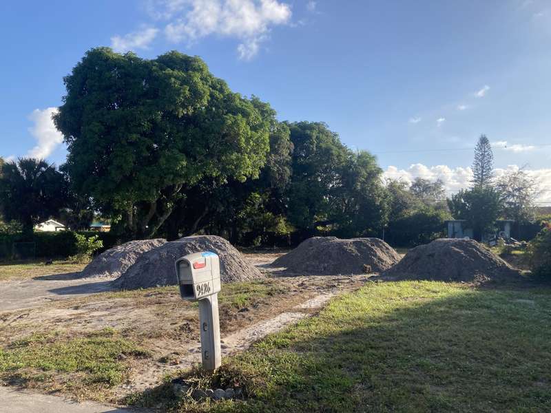 9426 Sunrise DR, West Palm Beach, FL 33403