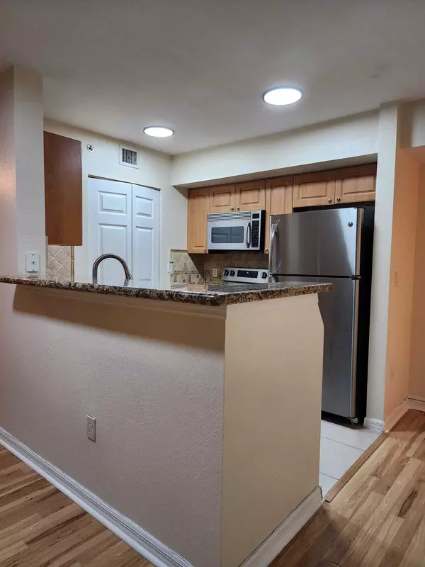 Boynton Beach, FL 33437,6777 Heritage Grande 1208