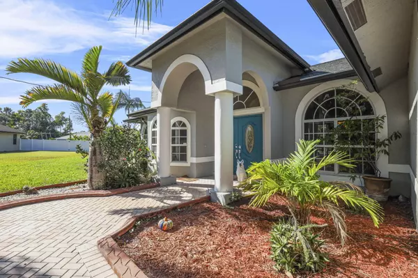 Port Saint Lucie, FL 34953,140 SW Mark CT