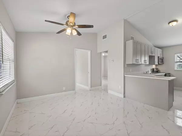 Lake Worth, FL 33461,4368 Sussex AVE