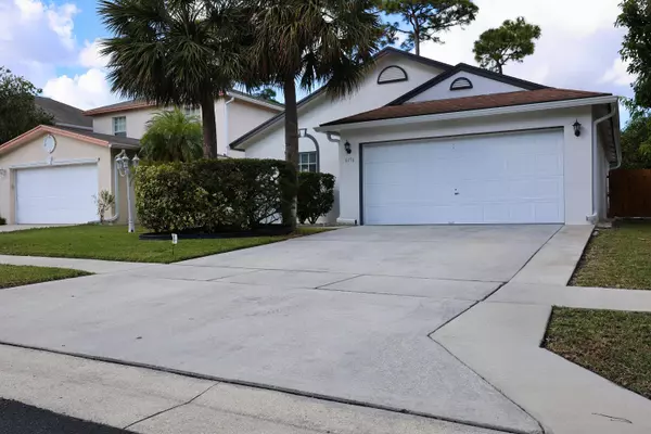 West Palm Beach, FL 33415,6196 Azalea CIR