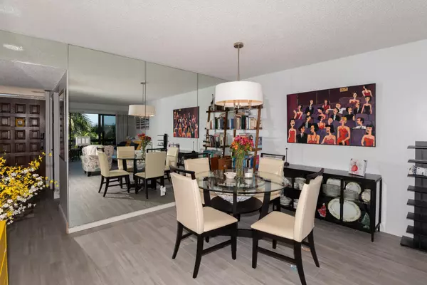 West Palm Beach, FL 33401,2550 Presidential WAY 302