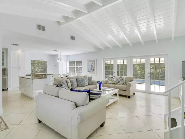 Singer Island, FL 33404,1310 Manor DR