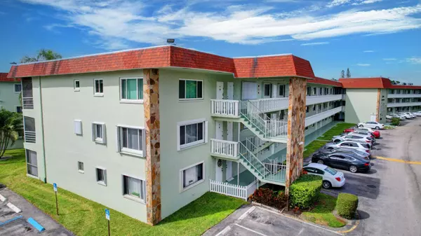 Palm Springs, FL 33461,3200 Springdale BLVD 217