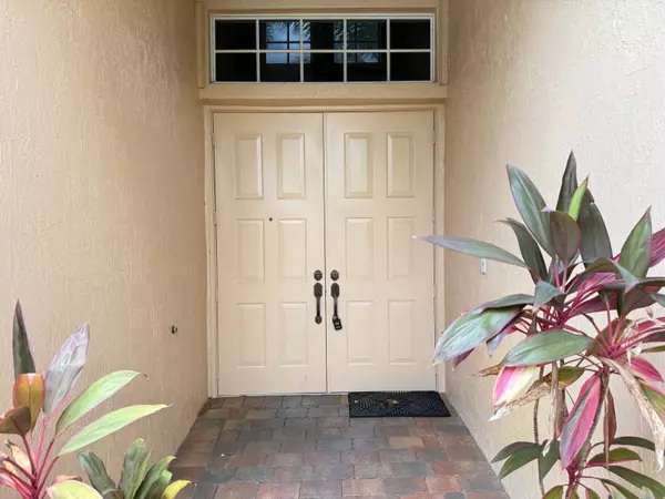 Boynton Beach, FL 33437,10060 Armani DR