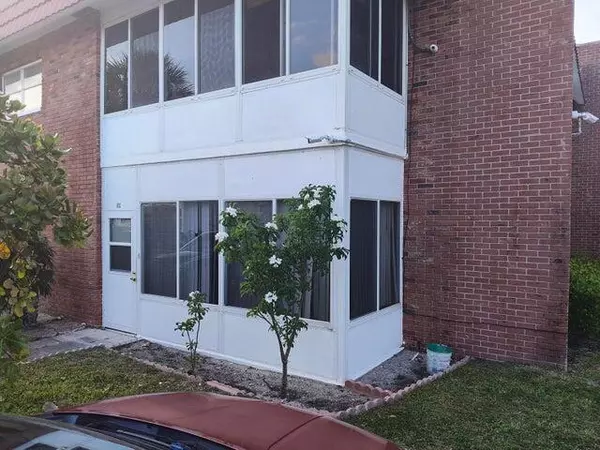 Lauderhill, FL 33313,2251 NW 48th TER 100