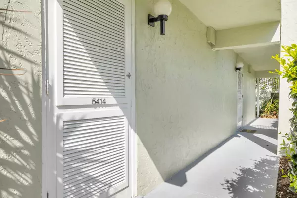 Fort Pierce, FL 34949,2400 S Ocean DR 5414