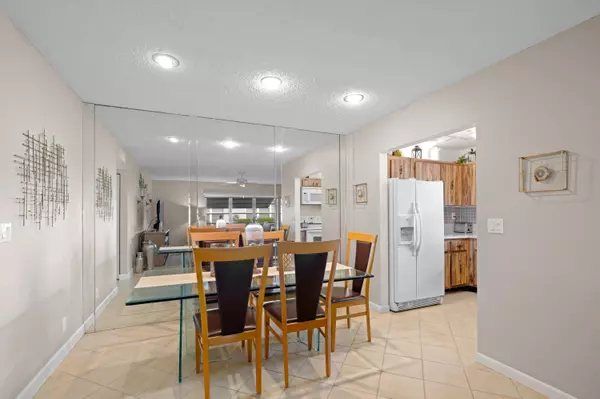 Delray Beach, FL 33484,14609 Canalview DR 231a