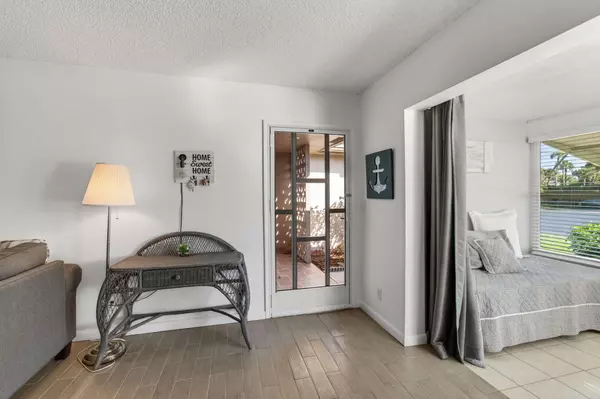 Delray Beach, FL 33445,1382 NE High Point WAY C