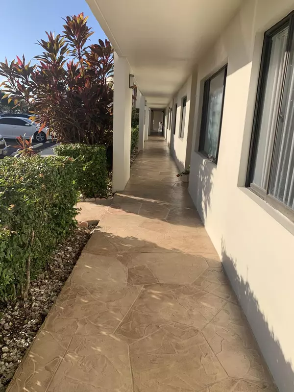 Tamarac, FL 33321,9531 N Belfort CIR 111