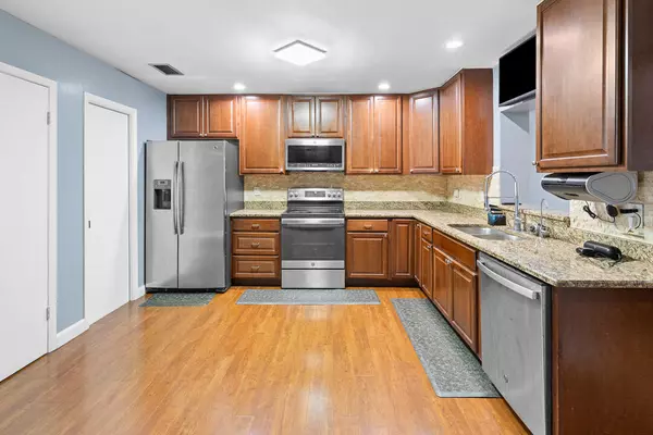 Fort Pierce, FL 34951,7406 Salerno RD