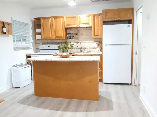 Delray Beach, FL 33483,1137 NE 9th AVE 1137 (B)