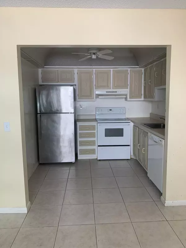 Delray Beach, FL 33446,415 Monaco I