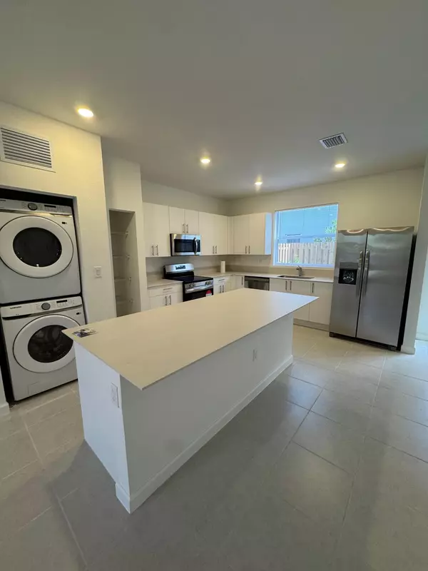 Florida City, FL 33034,95 SE 11 AVE