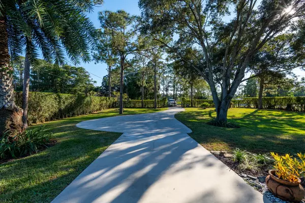 Royal Palm Beach, FL 33411,11989 Persimmon BLVD