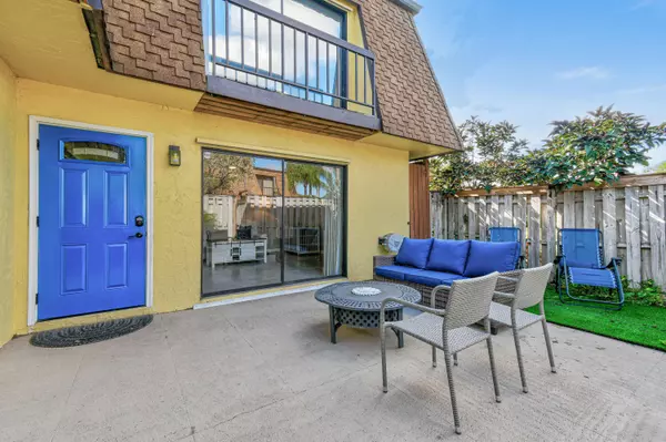 Jupiter, FL 33458,110 N Delaware BLVD 9b