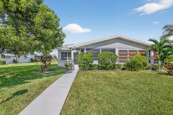 West Palm Beach, FL 33417,5311 Mariesa AVE