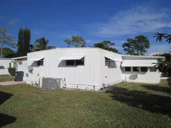 Lantana, FL 33462,6403 S Elm LN