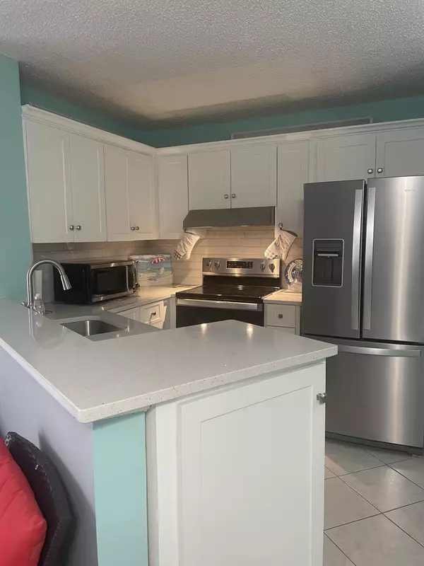 7523 S Oriole BLVD 102, Delray Beach, FL 33446