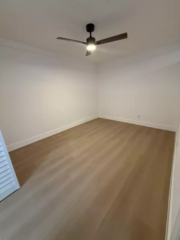 Lantana, FL 33462,726 S 11th ST