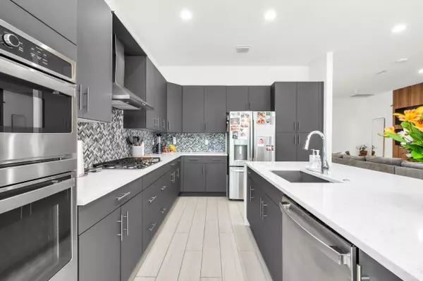 Lake Worth, FL 33463,7284 Estero DR