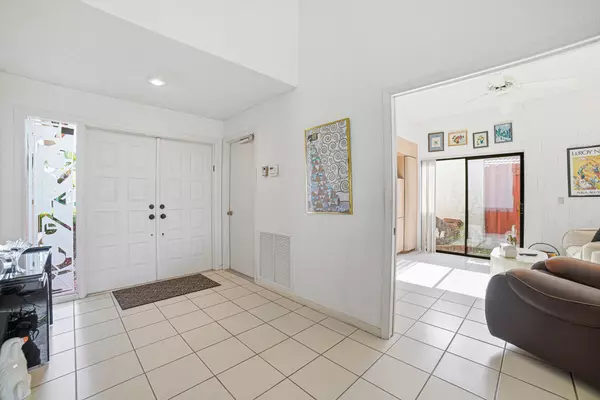 Boca Raton, FL 33428,10826 White Aspen LN