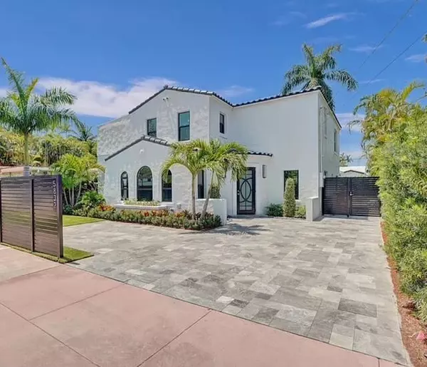 5832 Alton RD, Miami Beach, FL 33140