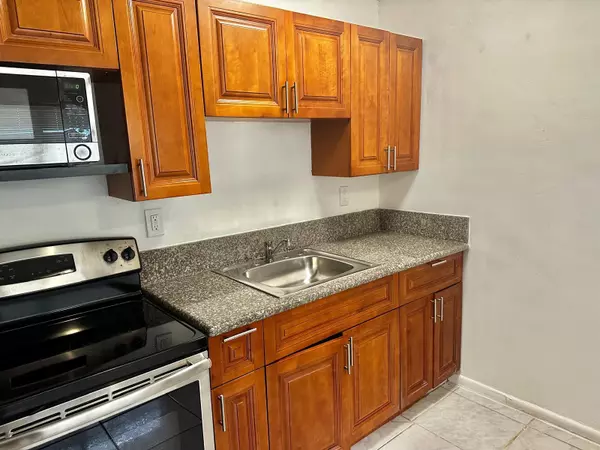 Fort Lauderdale, FL 33312,4732 SW 33 AVE 102