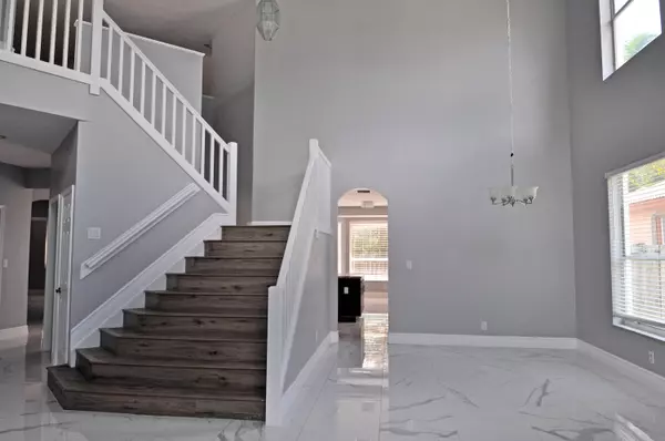 Pembroke Pines, FL 33028,12522 NW 18th MNR