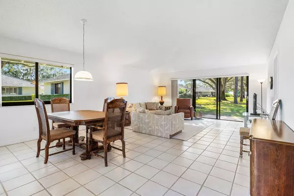 Palm Beach Gardens, FL 33418,605 Club DR