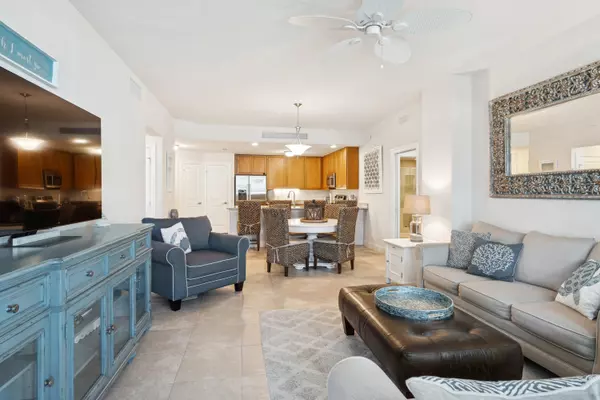 Juno Beach, FL 33408,822 S Bay Colony DR 822