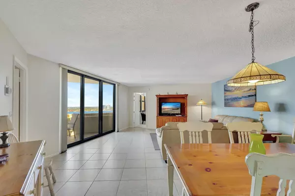 Singer Island, FL 33404,2800 N Ocean DR A-24b