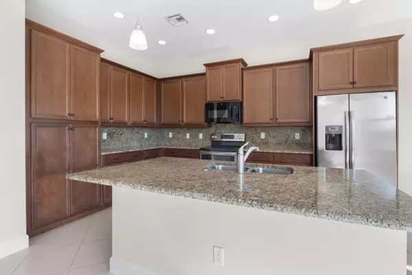 The Acreage, FL 33470,15910 Rain Lilly WAY