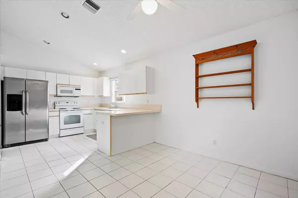 Wellington, FL 33414,1899 Oak Berry CIR