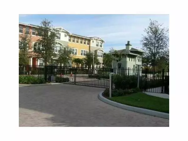 West Palm Beach, FL 33401,820 Millbrae CT 8