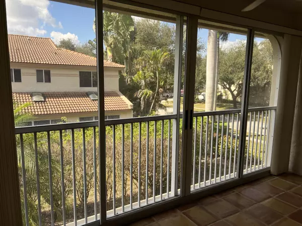 Boca Raton, FL 33433,6622 Via Regina