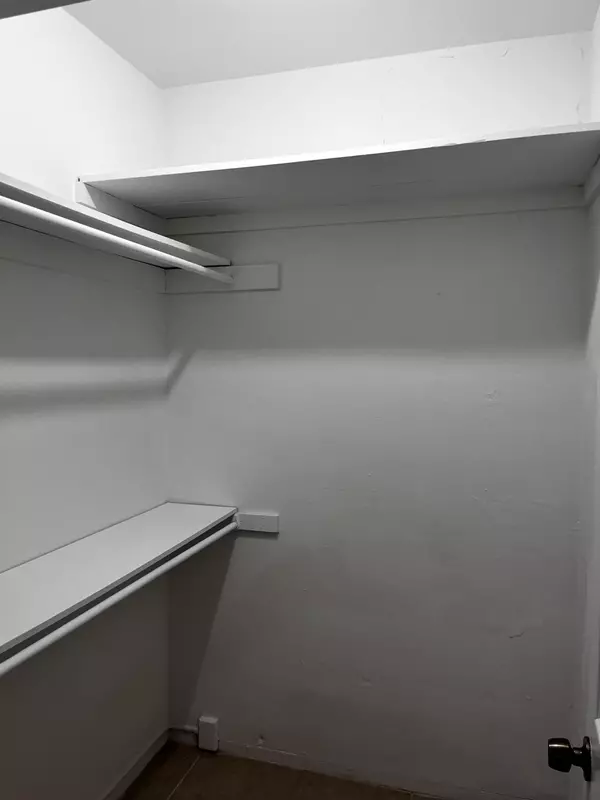 West Palm Beach, FL 33405,224 Conniston RD 2