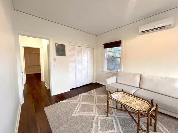 West Palm Beach, FL 33401,623 Park PL 19