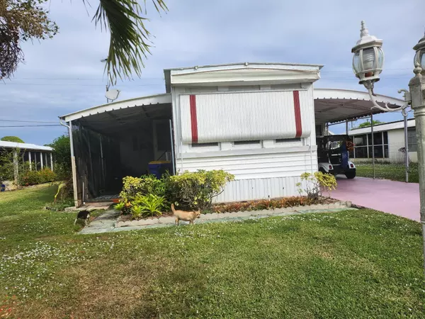 Hobe Sound, FL 33455,8165 SE Wren AVE