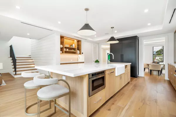 West Palm Beach, FL 33405