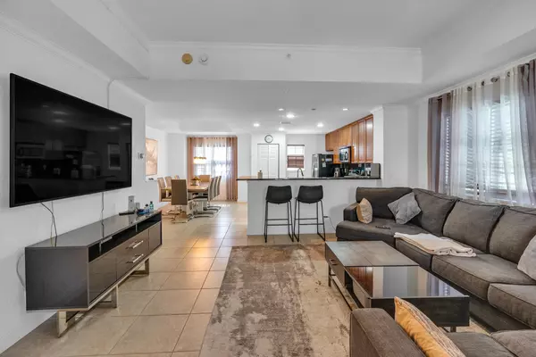 Pompano Beach, FL 33060,621 SW 2nd DR 621