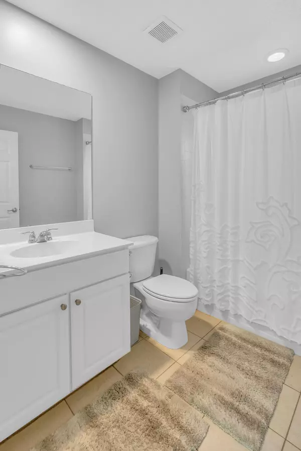 Pompano Beach, FL 33060,621 SW 2nd DR 621