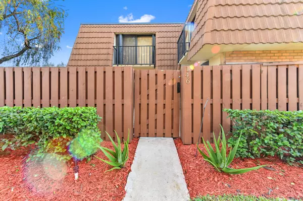 West Palm Beach, FL 33407,146 Heritage WAY