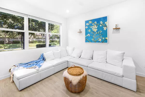 Lake Worth, FL 33467,8793 Via Mar Rosso