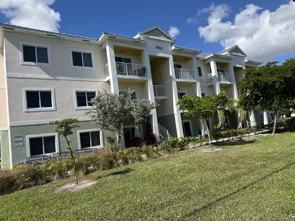 1587 S Florida Mango RD 105, Palm Springs, FL 33406