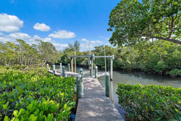 Jupiter Island, FL 33455,105 Harbor WAY