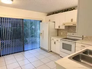 Boca Raton, FL 33433,7473 Champagne PL