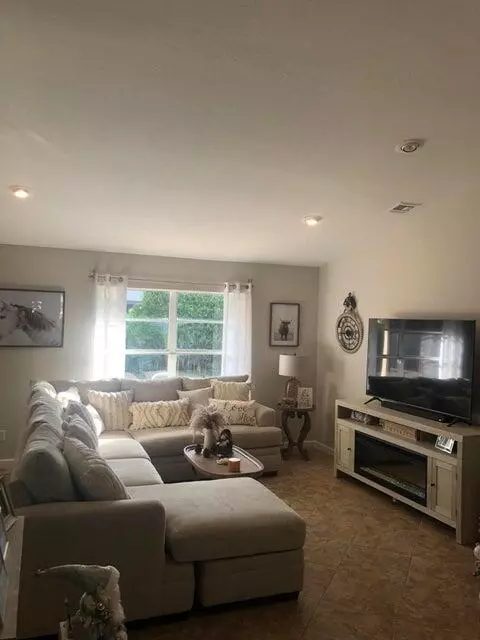 Wellington, FL 33414,590 Juniper PL